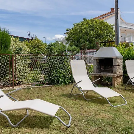 Simona Tribunj Appartamento