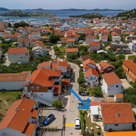 Simona Tribunj Tribalj