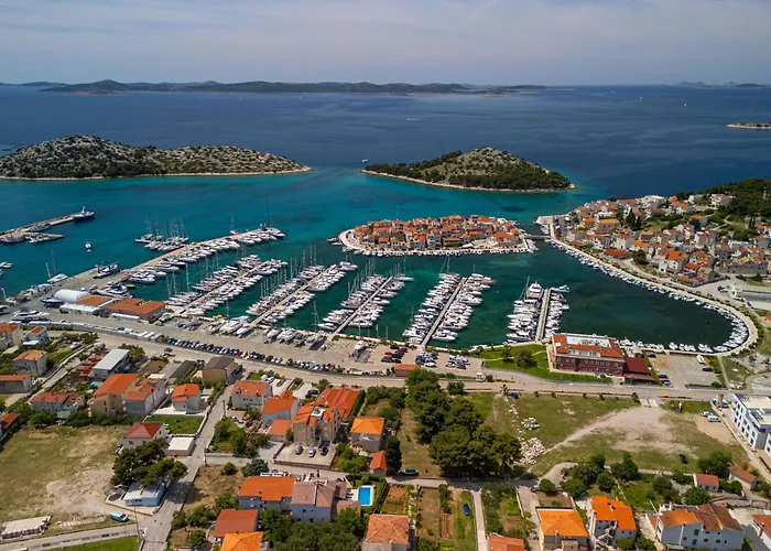 Simona Tribunj Tribalj