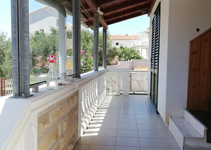 Simona Tribunj Apartament *