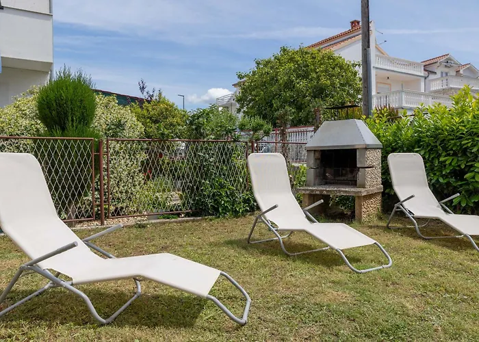 Simona Tribunj דירה