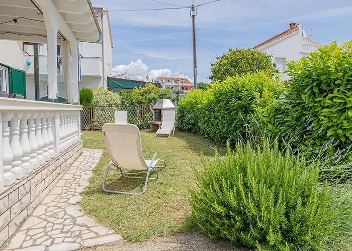 Simona Tribunj Apartament *