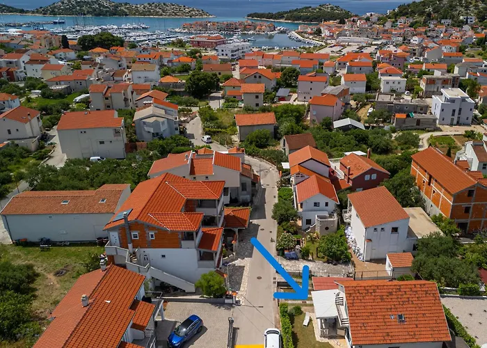 Simona Tribunj Tribalj